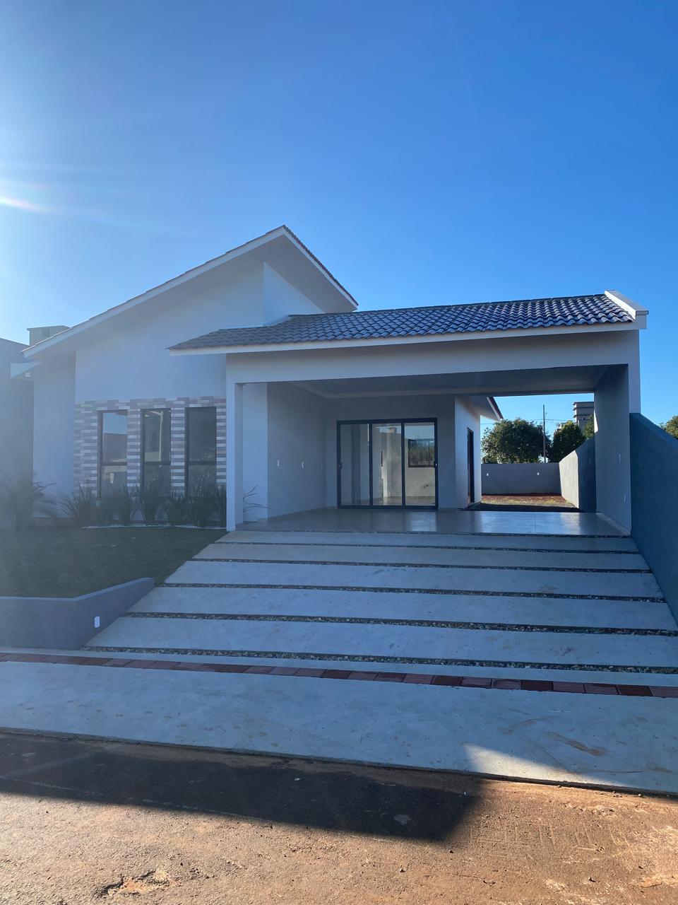 SEU NOVO LAR ESTÁ AQUI – CASA À VENDA NO DIVINÉIA, PINHALZINHO/SC