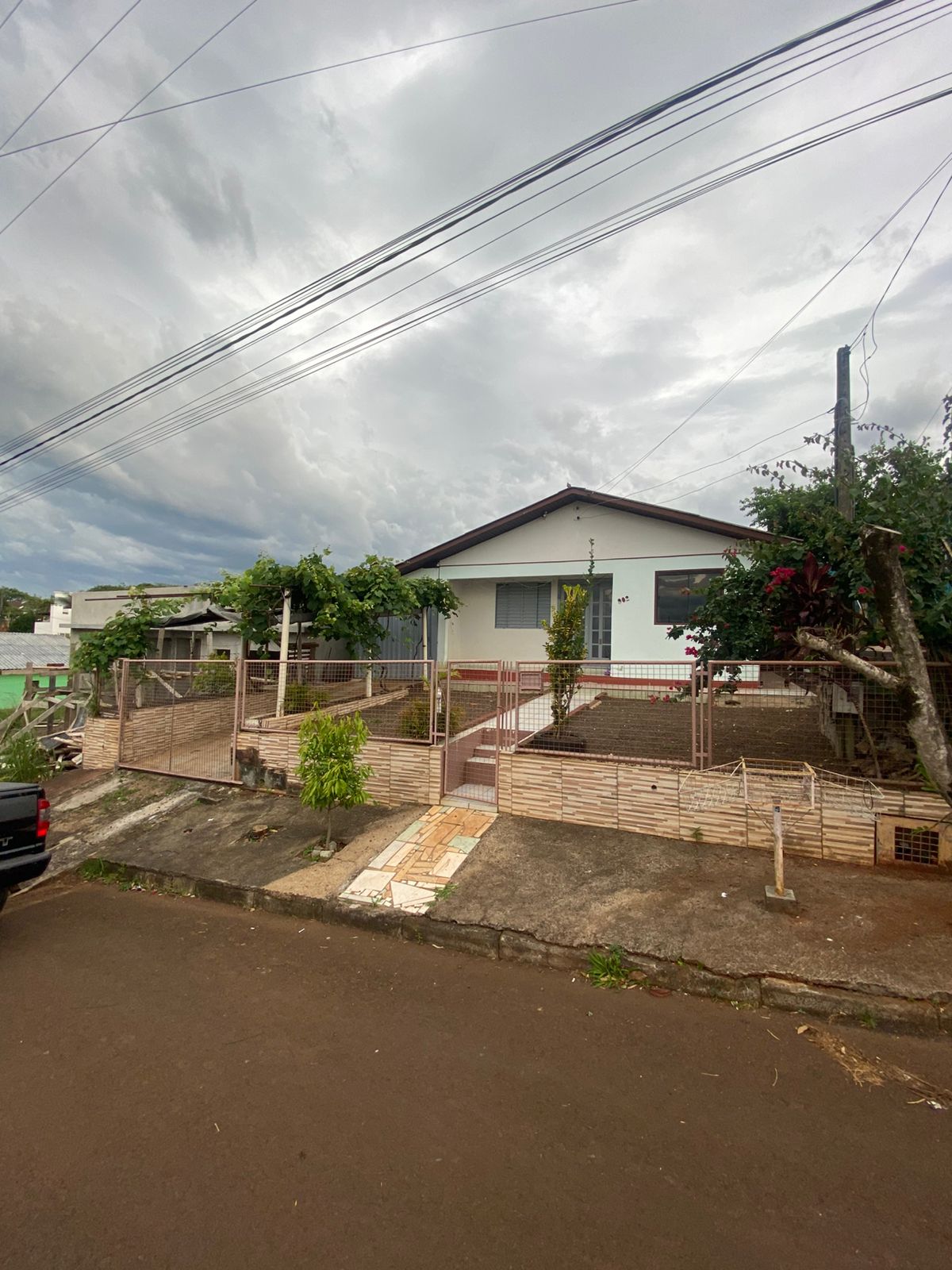 Casa com 3 quartos+ 2 Banheiro Em Pinhalzinho/SC
